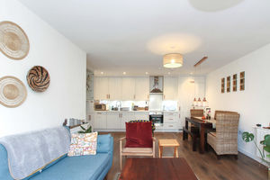 Photo 9- click for photo gallery